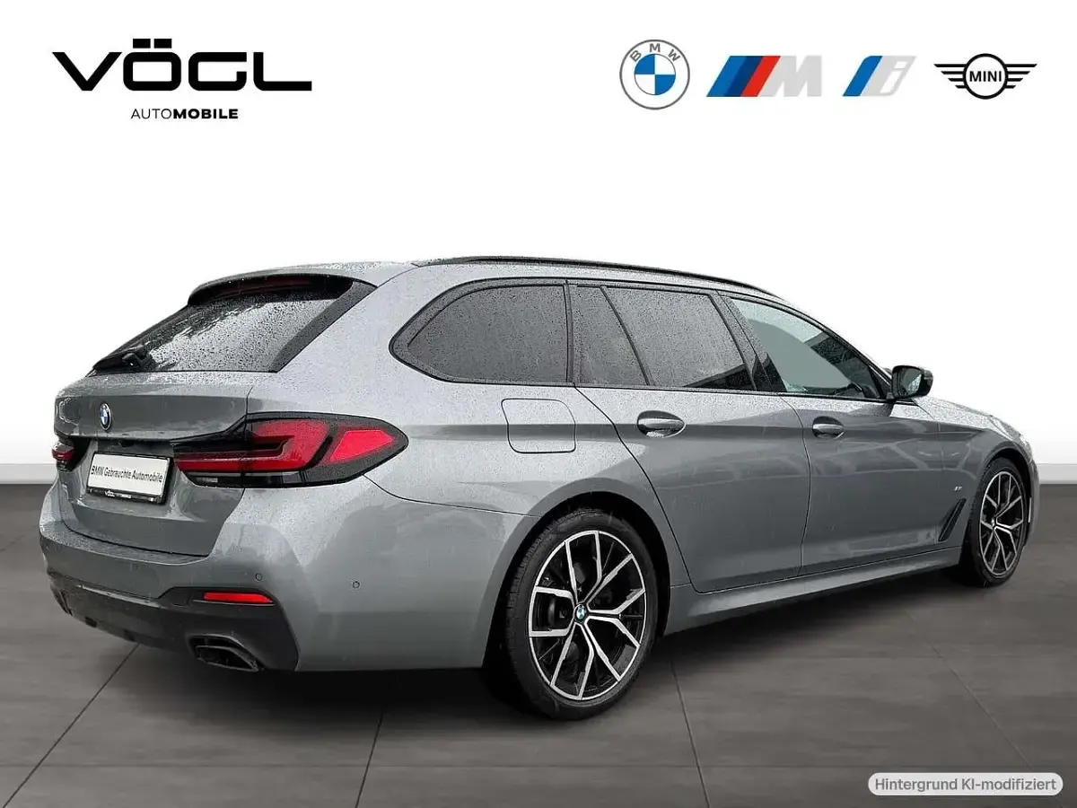 Gebraucht BMW 540 M Sport 340 PS (250 kW) 2022 Skyscraper grau Kombi