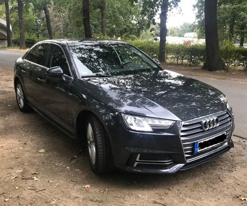 Gebraucht Audi A4 Sport 150 PS (110 kW) 2017 Schwarz Limousine