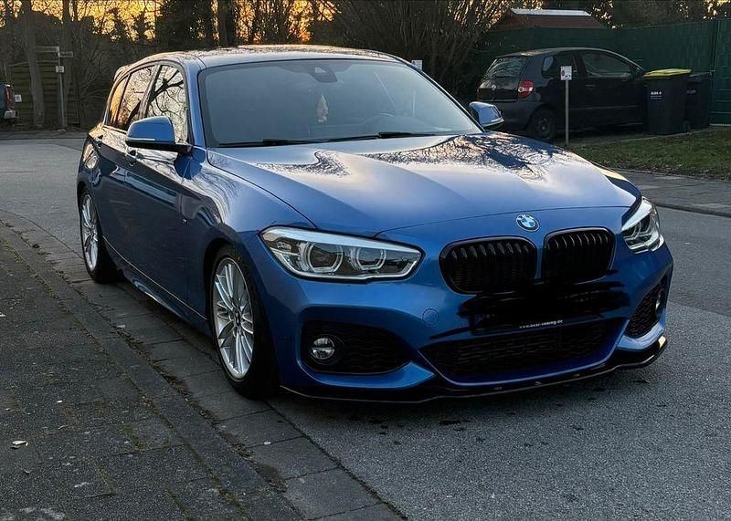 Blau Gebraucht 2017 BMW 118 M Sport Kleinwagen | 22.000 € (Teuer) - Bild 1/4