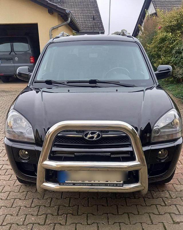 Schwarz Gebraucht 2007 Hyundai Tucson GLS SUV | 5.900 € (Etwas zu teuer) - Bild 1/4