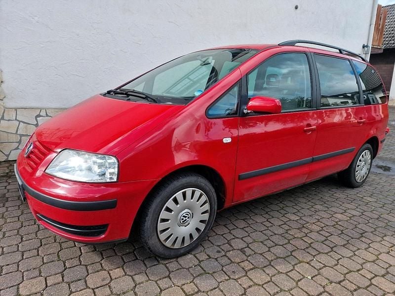 Rot Gebraucht 2001 VW Sharan Van / Kleinbus | 1.999 € (Fairer Preis) - Bild 1/4