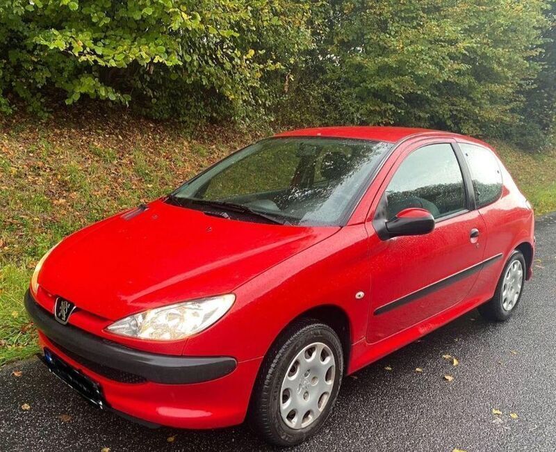 Rot Gebraucht 2007 Peugeot 206 Tendance Kleinwagen | 1.499 € (Fairer Preis) - Bild 1/4
