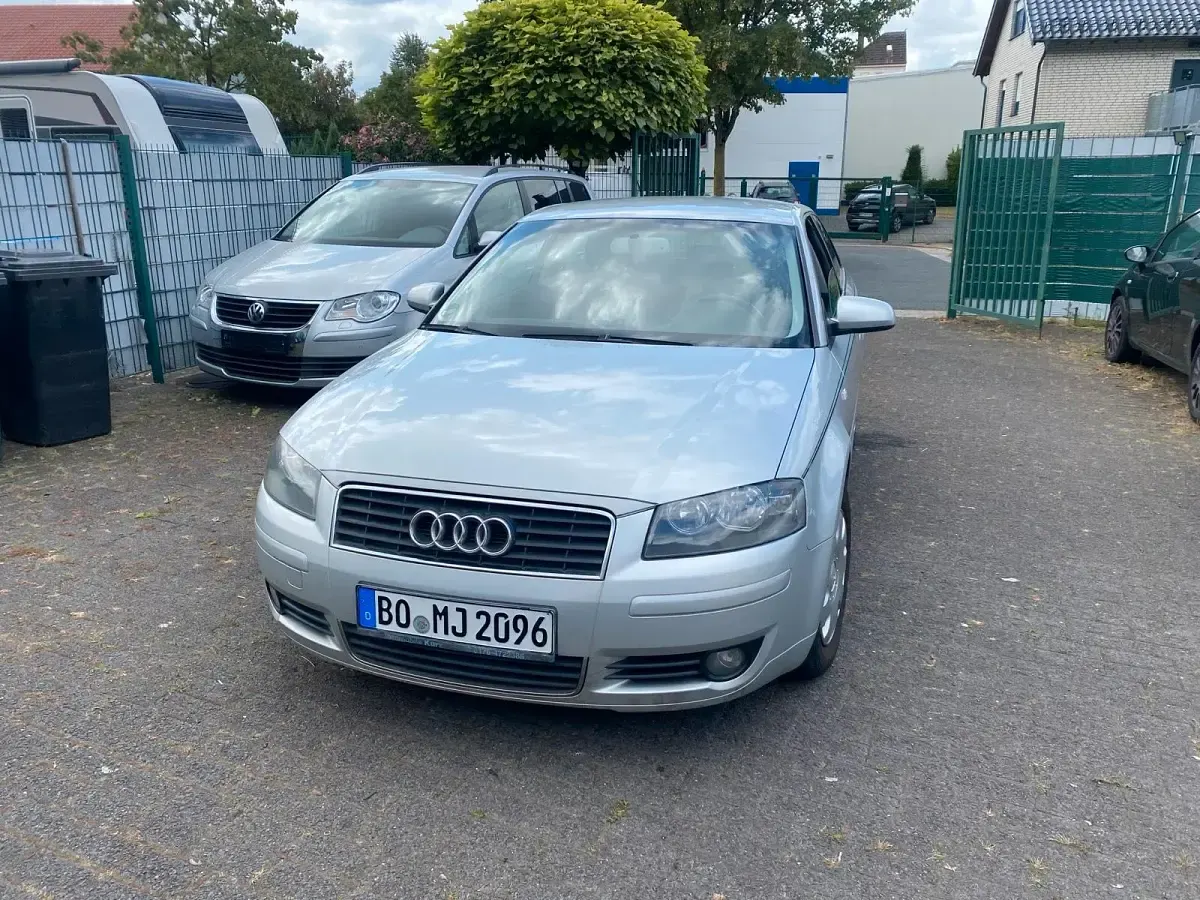 Gebraucht Audi A3 102 PS (75 kW) 2003 Silber Kleinwagen