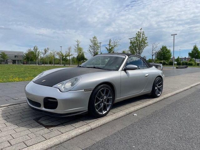 Silber Gebraucht 2003 Porsche 911 Carrera 4 Cabriolet Cabrio | 29.996 € (Superpreis) - Bild 1/4
