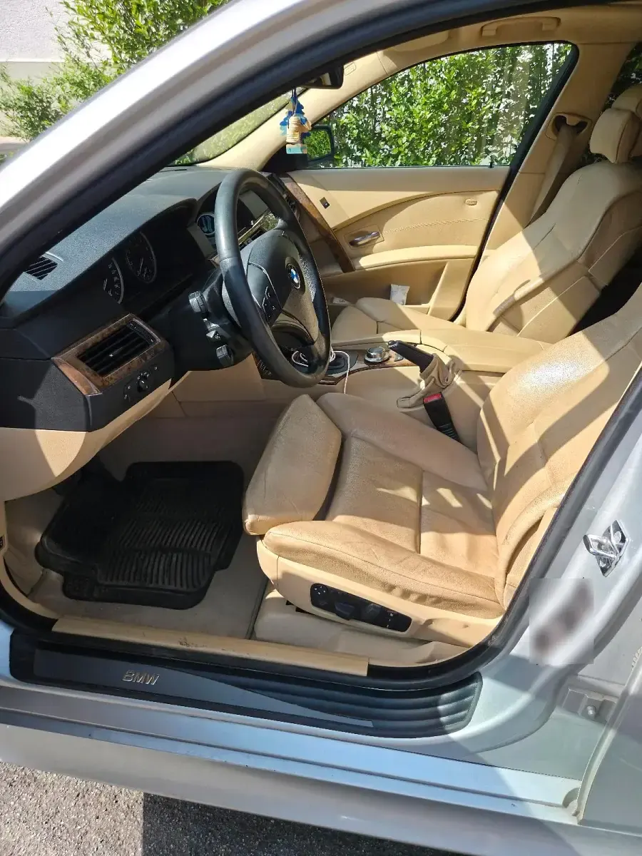 Gebraucht BMW 530 M Sport 258 PS (189 kW) 2006 Silber Limousine