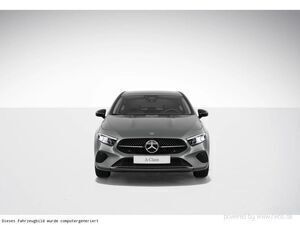 Gebraucht Mercedes A180 Night 136 PS (100 kW) 2024 Grau metalliclack mountaingrau metallic Limousine