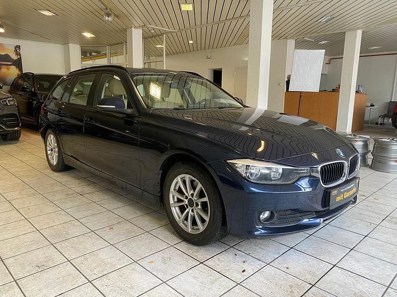 Gebraucht BMW 318 143 PS (105 kW) 2014 Blau Kombi