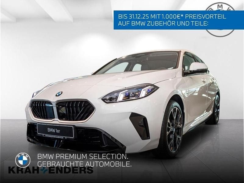 Alpinweiss iii Gebraucht 2025 BMW 120 Sport Line Kleinwagen | 34.590 € (Guter Preis) - Bild 1/4