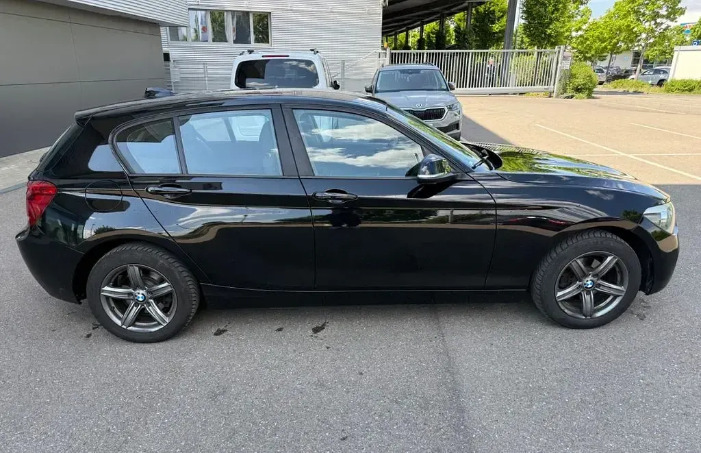 Gebraucht BMW 114 Sport Line 95 PS (69 kW) 2013 Schwarz Kleinwagen