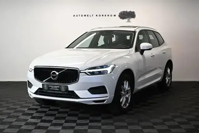 Second-hand Volvo XC60 Momentum 190 CP (139 kW) 2019 Alb SUV