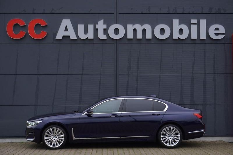 Gebraucht BMW 750L 400 PS (294 kW) 2020 Blau Limousine