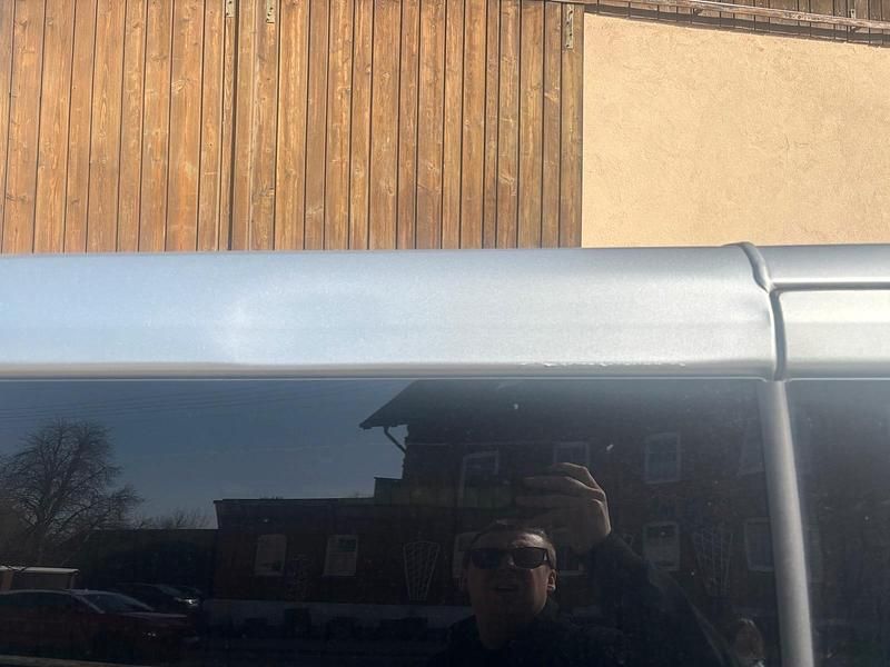 Gebraucht Opel Vivaro S 125 PS (91 kW) 2018 Silber Van / Kleinbus