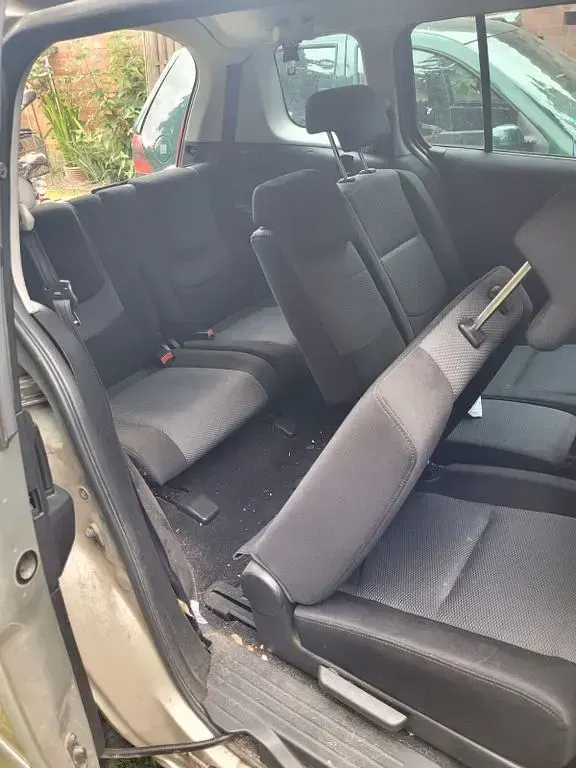 Gebraucht Mazda 5 116 PS (85 kW) 2006 Silber Van / Kleinbus