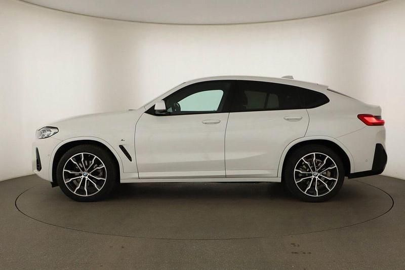 Gebraucht BMW X4 190 PS (139 kW) 2023 Weiß SUV