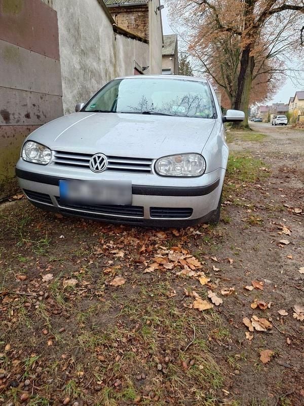 Gebraucht VW Golf IV Edition 75 PS (55 kW) 2001 Silber Limousine