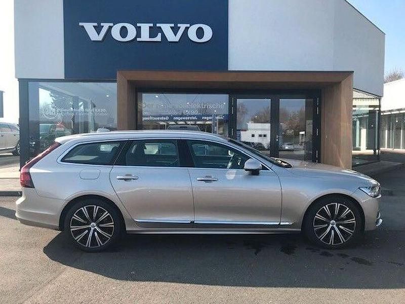 Gebraucht Volvo V90 Plus 197 PS (144 kW) 2023 Bright dusk / metallic Kombi