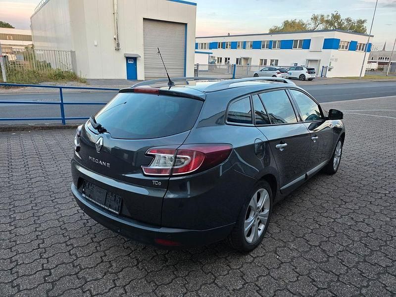 Gebraucht Renault Mégane III Dynamique 131 PS (96 kW) 2009 Limousine