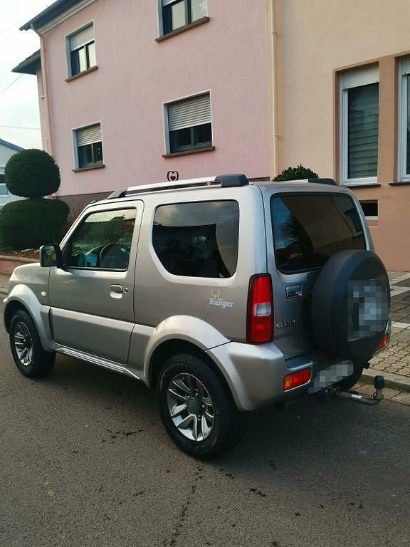 Gebraucht Suzuki Jimny Style 86 PS (63 kW) 2018 Silber SUV