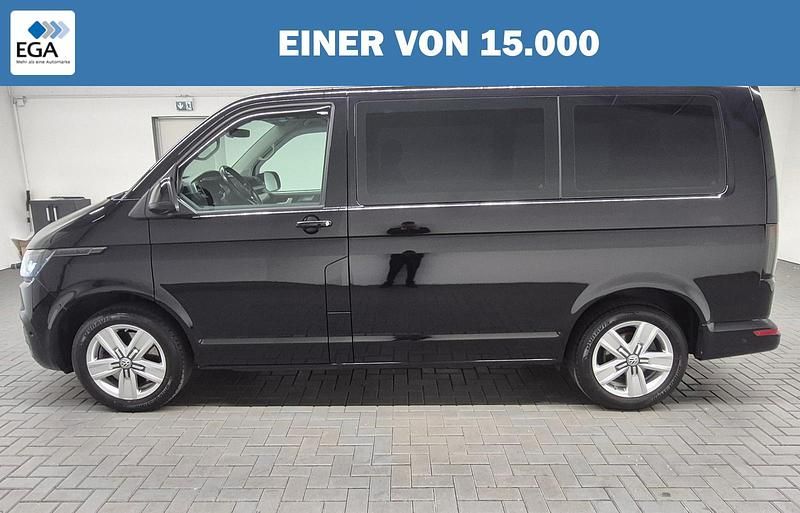 Second-hand VW Multivan 199 CP (146 kW) 2021 Metallic Monovolum