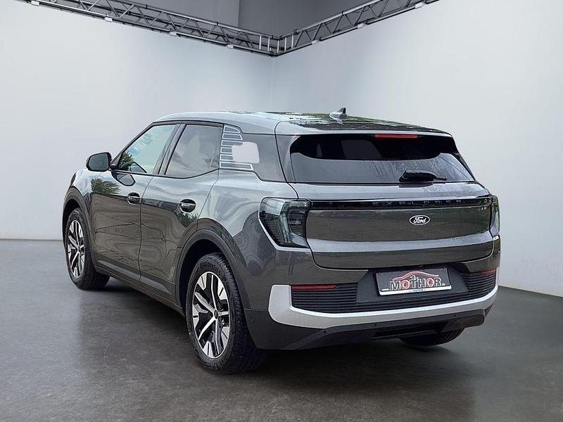 Neu Ford Explorer Select 250 kW (340 PS) 2026 Magneticgrau (metallic) SUV