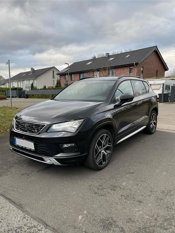Schwarz Gebraucht 2019 Seat Ateca 4Drive SUV | 17.990 € (Superpreis) - Bild 1/4