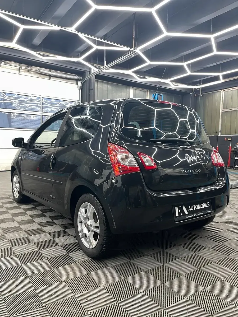 Gebraucht Renault Twingo 75 PS (55 kW) 2012 Schwarz Kleinwagen