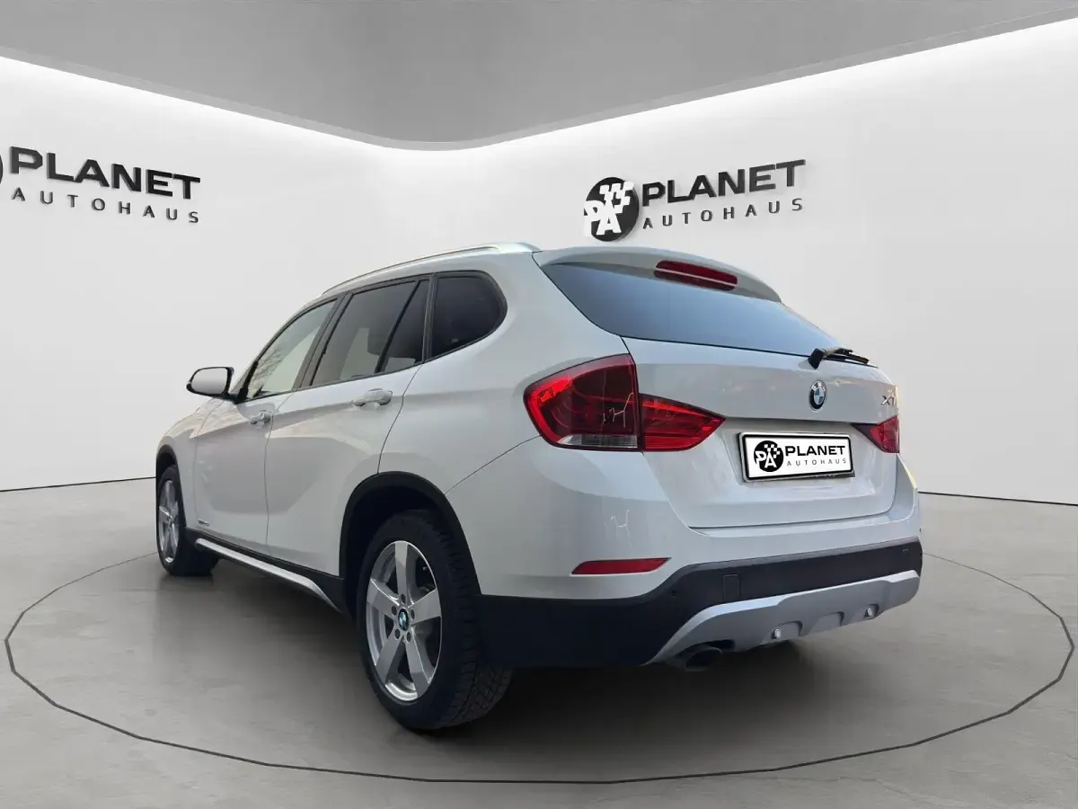 Gebraucht BMW X1 Sport Line 184 PS (135 kW) 2013 Weiß SUV