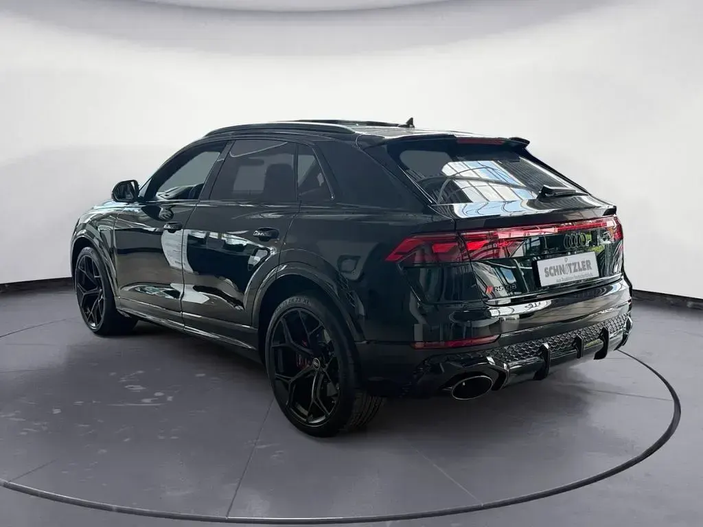 Neu Audi RS Q8 Performance 640 PS (470 kW) 2026 Schwarz SUV