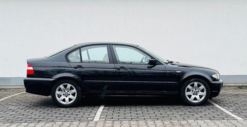 Gebraucht BMW 318 Performance 143 PS (105 kW) 2002 Schwarz Limousine