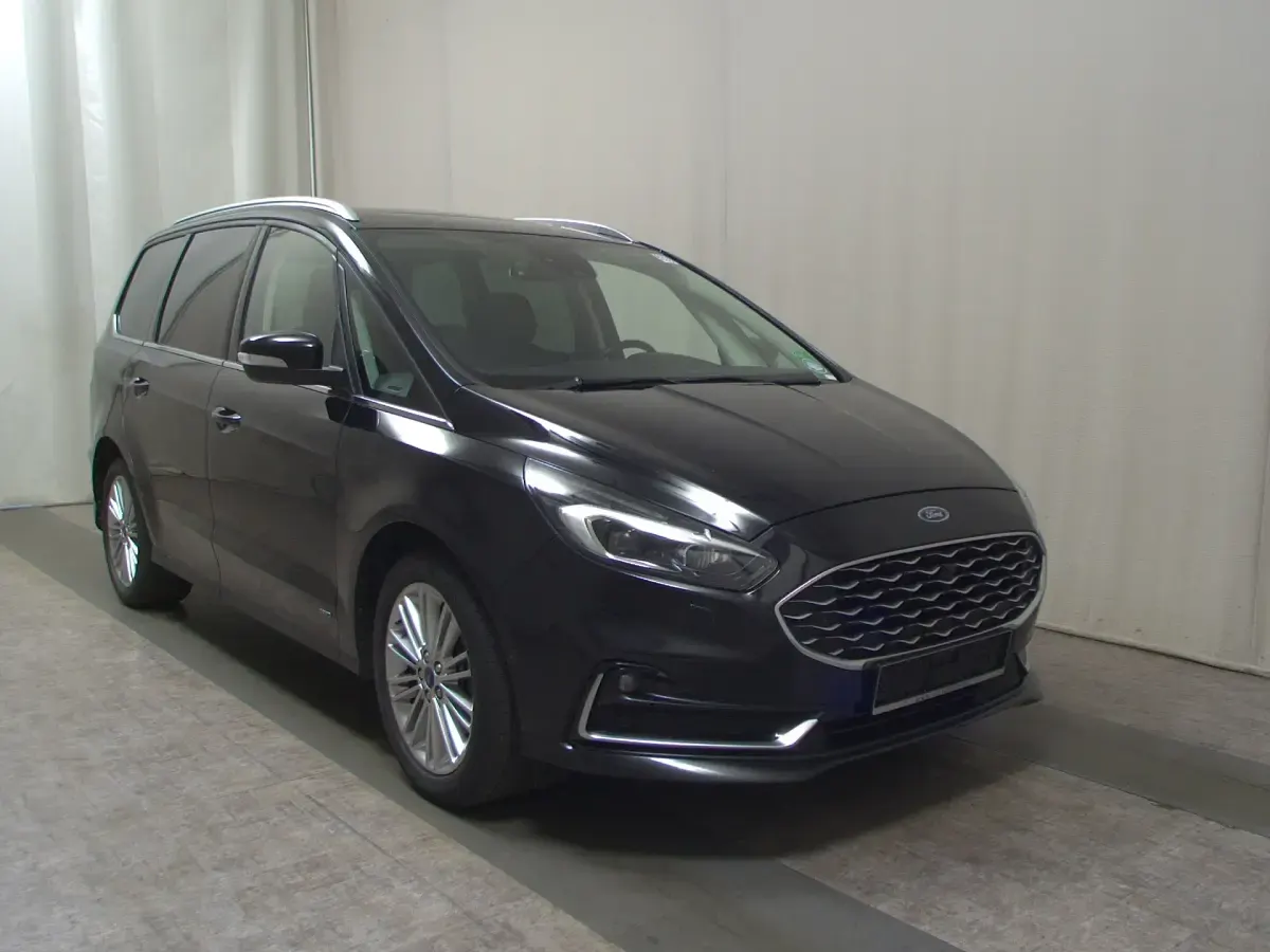 Gebraucht Ford Galaxy Titanium 190 PS (139 kW) 2022 Obsidian schwarz metallic Van / Kleinbus