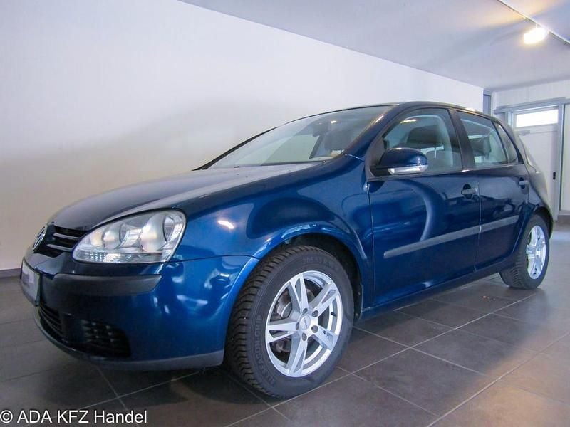 Blau Gebraucht 2004 VW Golf V Comfortline Limousine | 3.999 € (Teuer) - Bild 1/4
