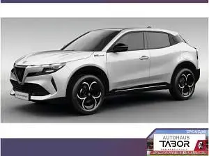 Neu Alfa Romeo Junior 136 PS (100 kW) 2026 Weiß (bianco sempione) SUV