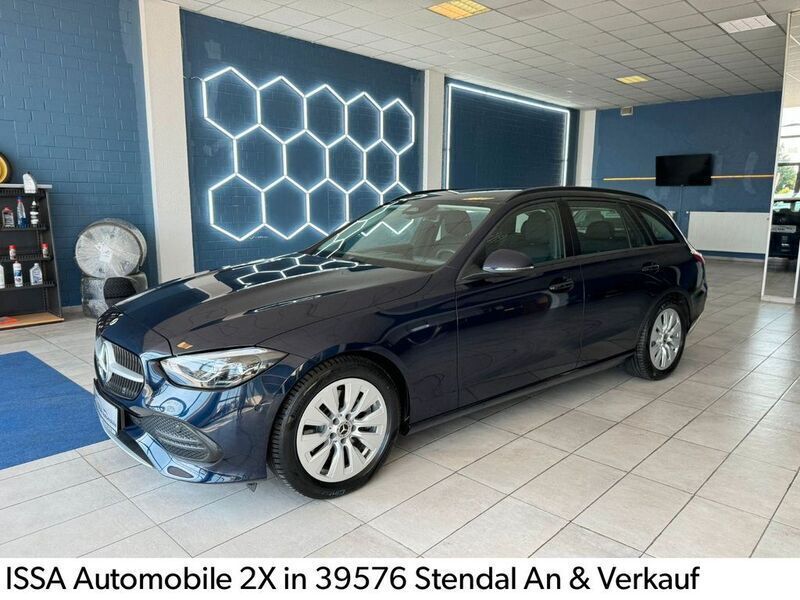 Blau Gebraucht 2022 Mercedes C200 Kombi | 29.999 € (Guter Preis) - Bild 1/4