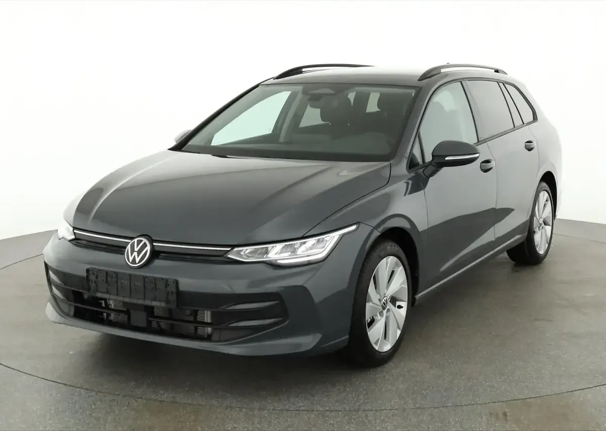 Gebraucht VW Golf VIII Life 150 PS (110 kW) 2026 Kombi