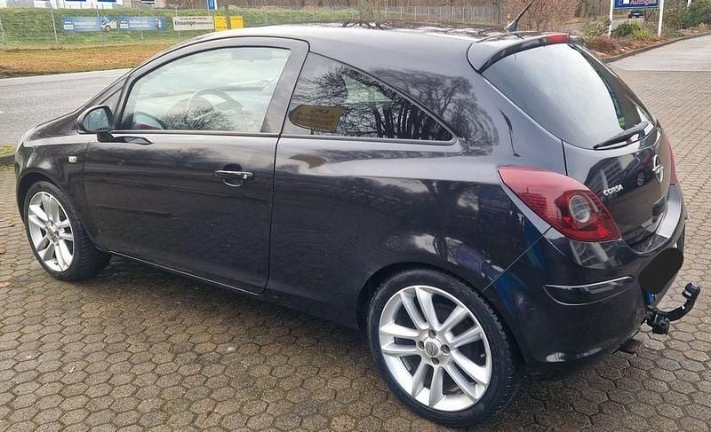Gebraucht Opel Corsa Color Edition 101 PS (74 kW) 2010 Schwarz Kleinwagen