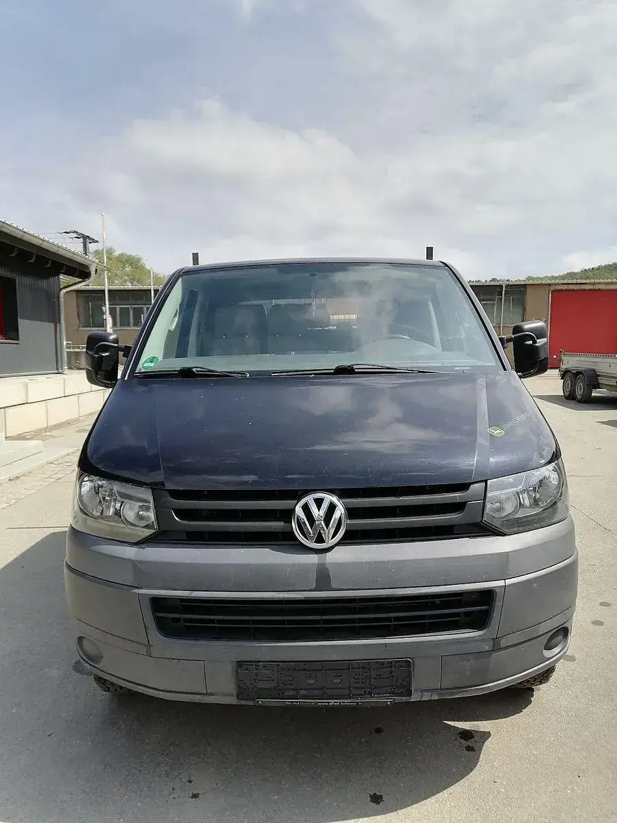 Używany VW Transporter 179 KM (131 kW) 2010 Czarny Van