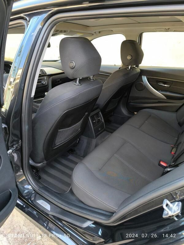 Schwarz Gebraucht 2015 BMW 320 Kombi | 12.500 € - Bild 1/4