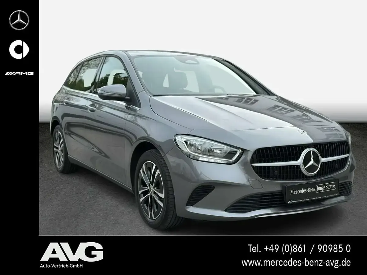 Gebraucht Mercedes B250e 218 PS (160 kW) 2023 Lack mountaingrau Van / Kleinbus