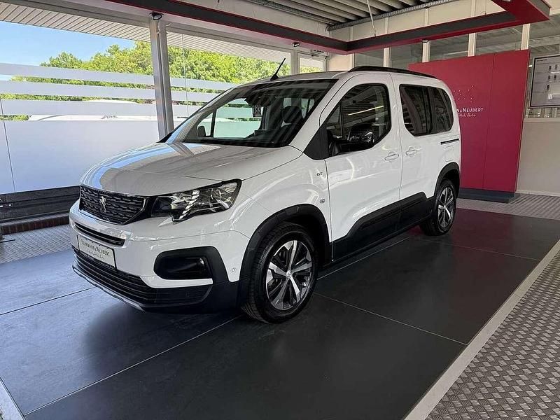 Weiß Gebraucht 2023 Peugeot Rifter Allure GT-Line Van / Kleinbus | 25.390 € (Fairer Preis) - Bild 1/4