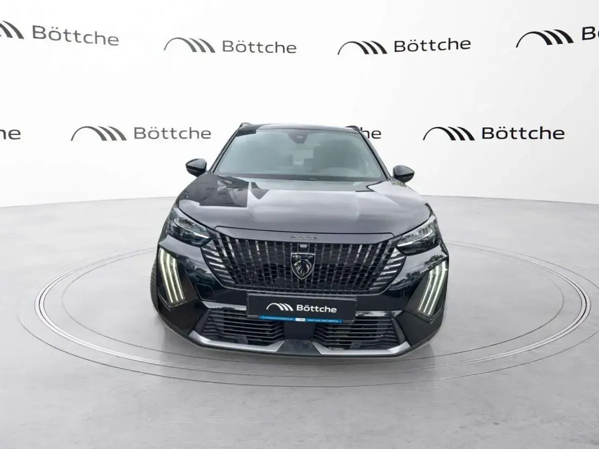 Gebraucht Peugeot 2008 GTi 131 PS (96 kW) 2024 Lackierung schwarz perla nera/ SUV
