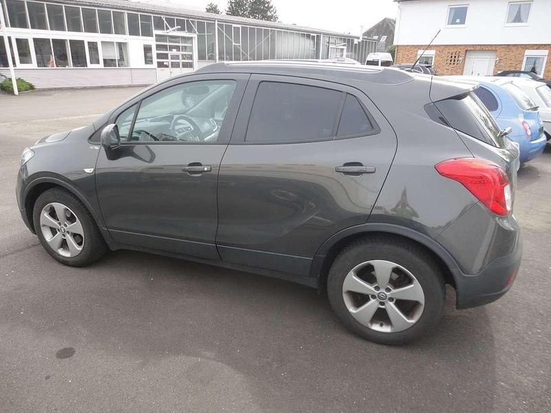 Gebraucht Opel Mokka Edition 140 PS (102 kW) 2015 Plat.anthr./rogrey/0j:silbergr SUV
