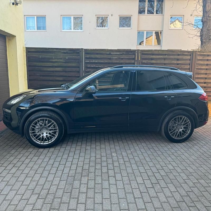 Gebraucht Porsche Cayenne S 400 PS (294 kW) 2010 Schwarz SUV