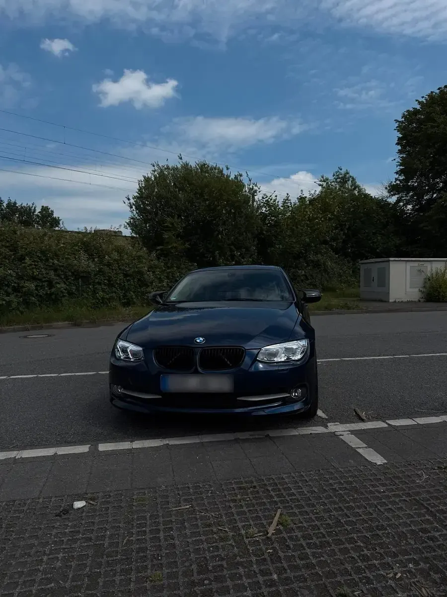 Gebraucht BMW 320 170 PS (125 kW) 2013 Andere farben Coupé
