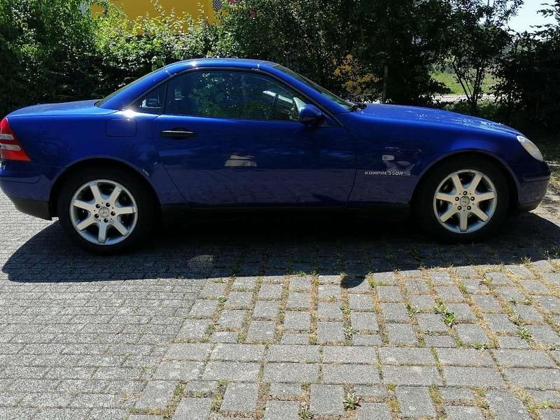 Gebraucht 1998 Mercedes SLK230 Cabrio | 5.900 € (Etwas zu teuer) - Bild 1/4