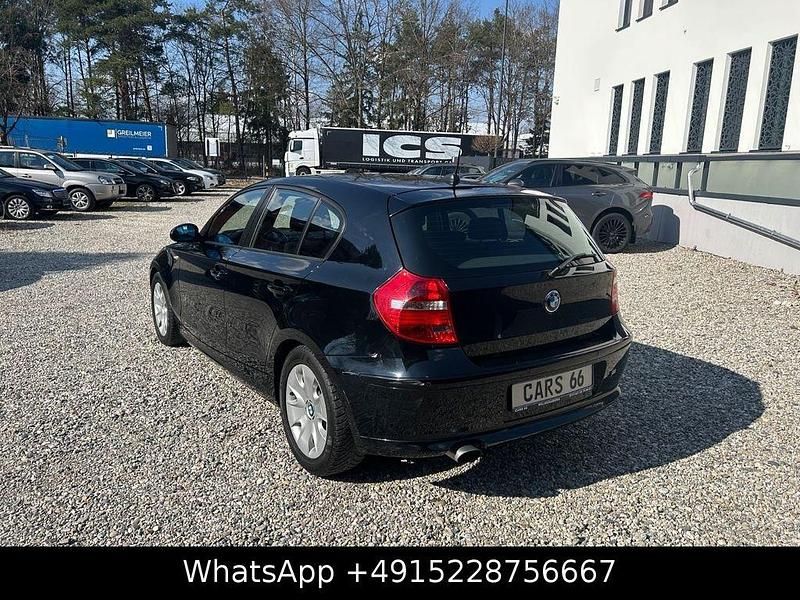 Gebraucht BMW 120 Advantage 177 PS (130 kW) 2009 Schwarz Kleinwagen