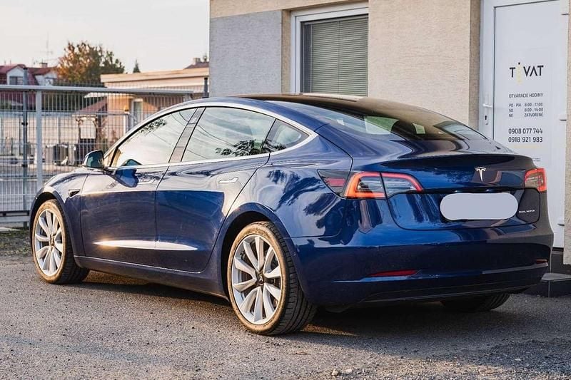Used Tesla Model 3 350 kW (476 HP) 2019 Blue Sedan