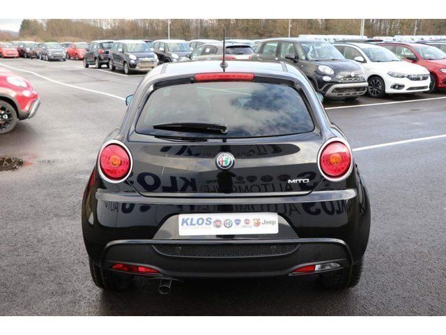 Gebraucht Alfa Romeo MiTo 78 PS (57 kW) 2017 Schwarz Kleinwagen