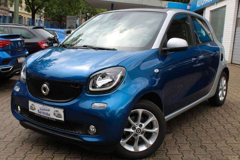 Blau Gebraucht 2017 Smart ForFour Kleinwagen | 10.990 € (Etwas zu teuer) - Bild 1/4