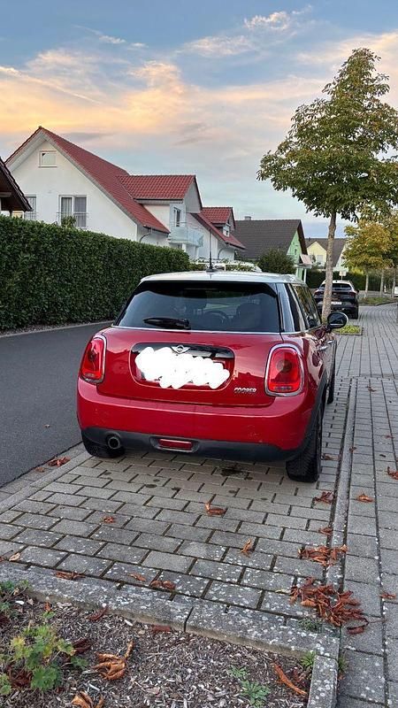 Rot Gebraucht 2017 Mini Cooper Kleinwagen | 7.990 € (Superpreis) - Bild 1/4