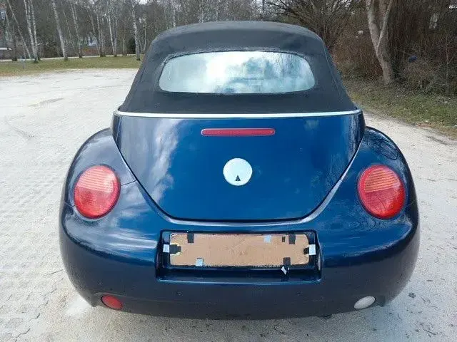 Second-hand VW New Beetle 116 CP (85 kW) 2003 Albastru Hatchback